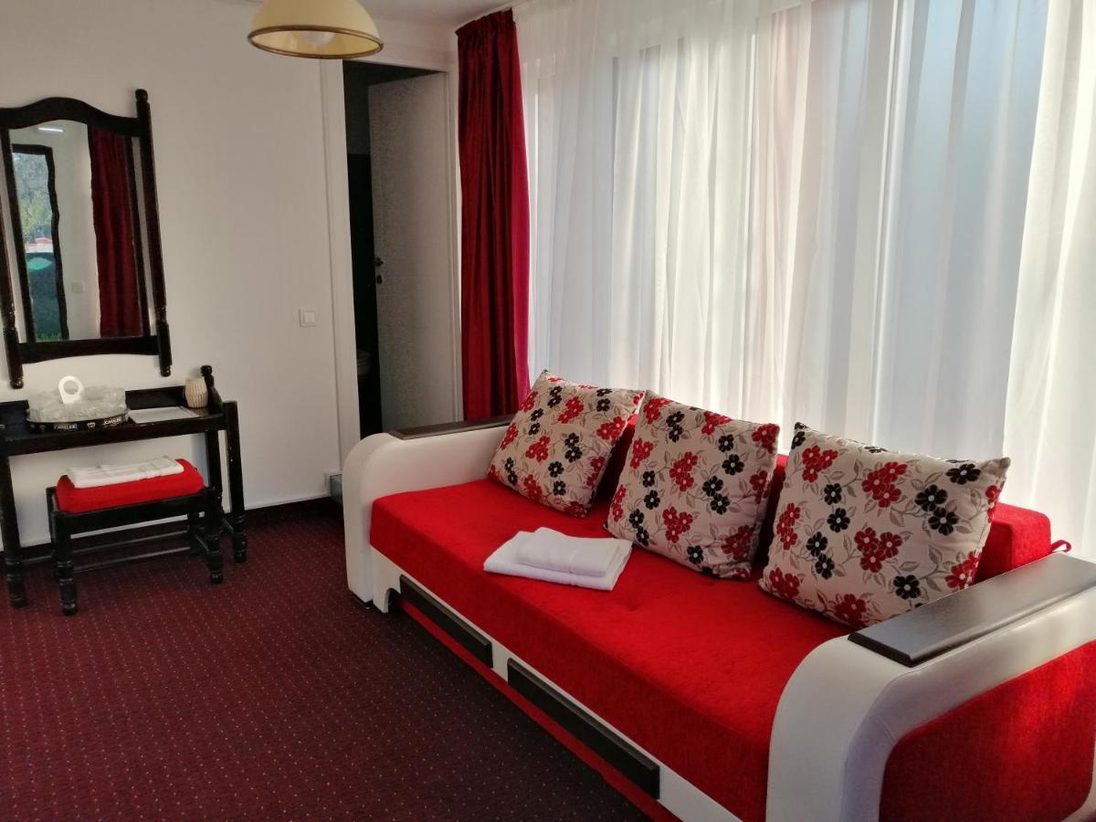 Copou Inn Iasi Exterior photo