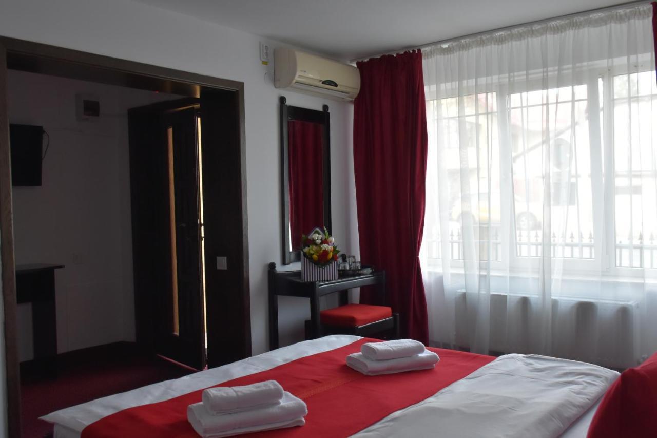 Copou Inn Iasi Exterior photo